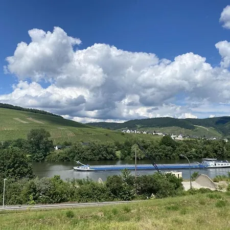 Holiday Above The Moselle 2 Bernkastel-Kues